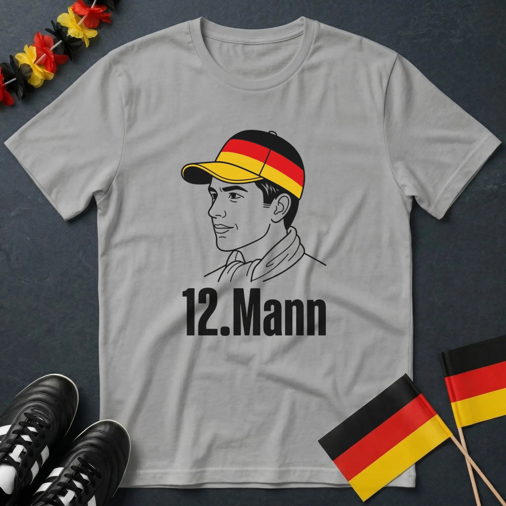 12. Mann Deutschland Fan mit Kappe WM T-Shirt